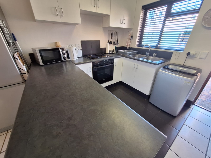 2 Bedroom Property for Sale in Seaside Longships Western Cape